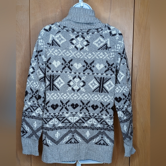 Victoria Secret PINK Fair Isle Geometric Cardigan Sweater Medium GUC - Picture 2 of 10